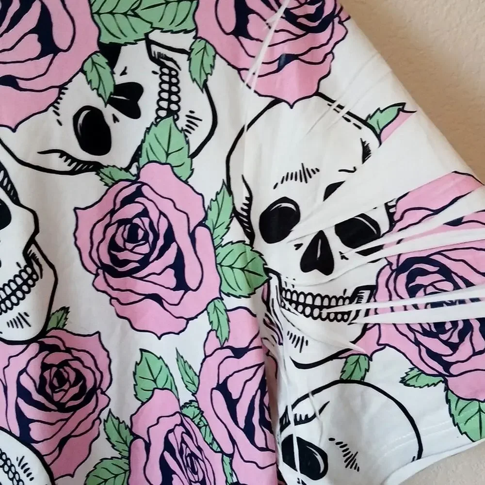 Blumin Apparel Skulls And Roses All Over Print Soft Tee - Picture 5 of 5